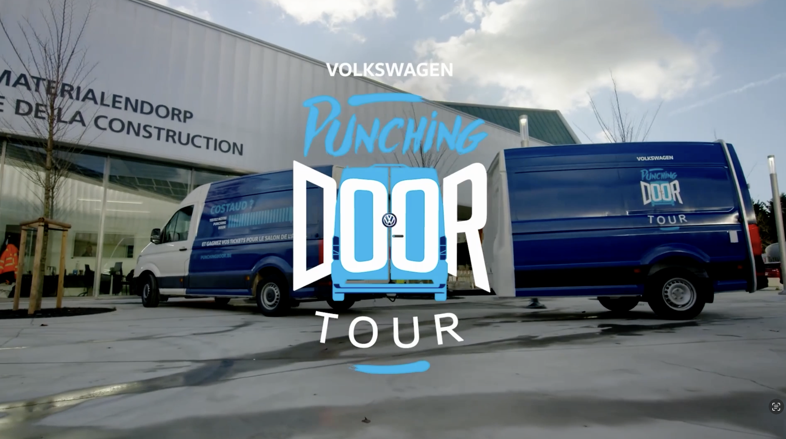 VW Crafter - Punching door